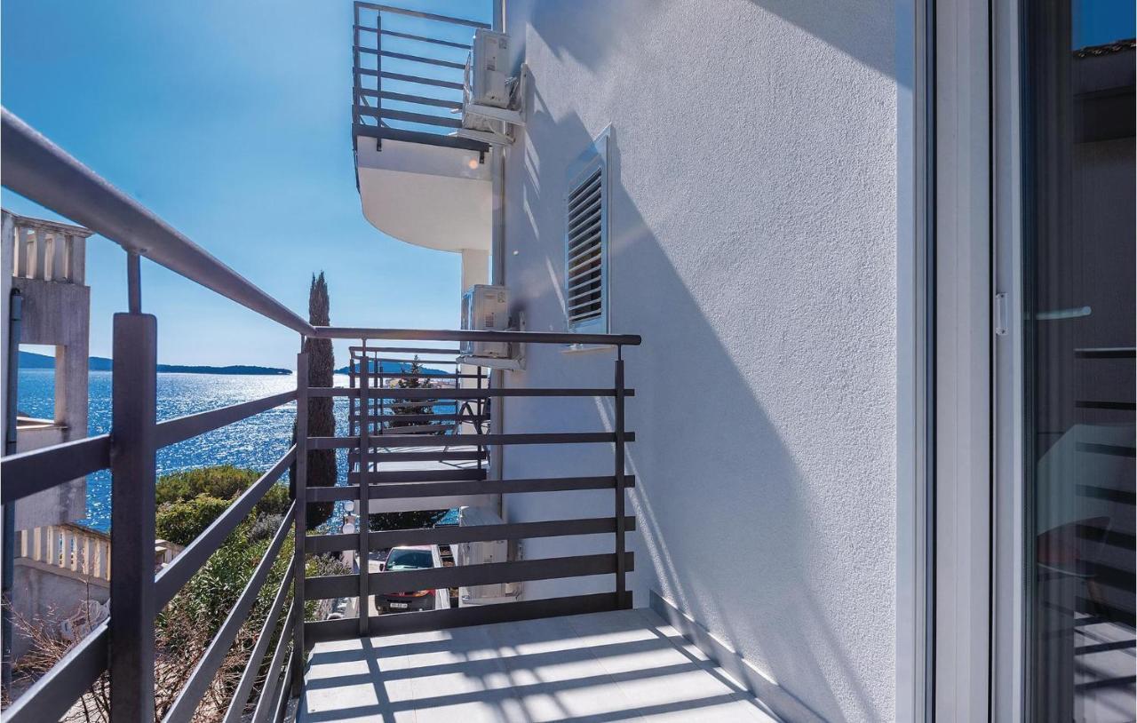 Cozy Apartment In Brodarica With Wifi Exterior foto
